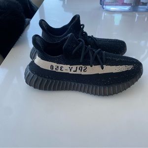 Adidas Yeezy Boost 350 V2